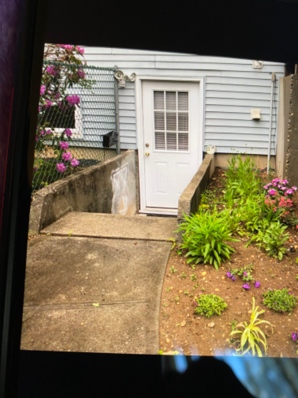 270 Radio Ave, Miller Place, NY 11764 2 Bedroom Apartment for 2,200