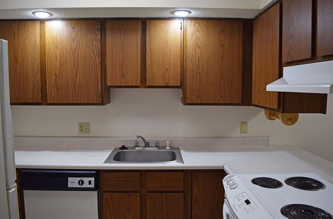 904 Hartwell Dr by Royse + Brinkmeyer Apartments 904 Hartwell Dr