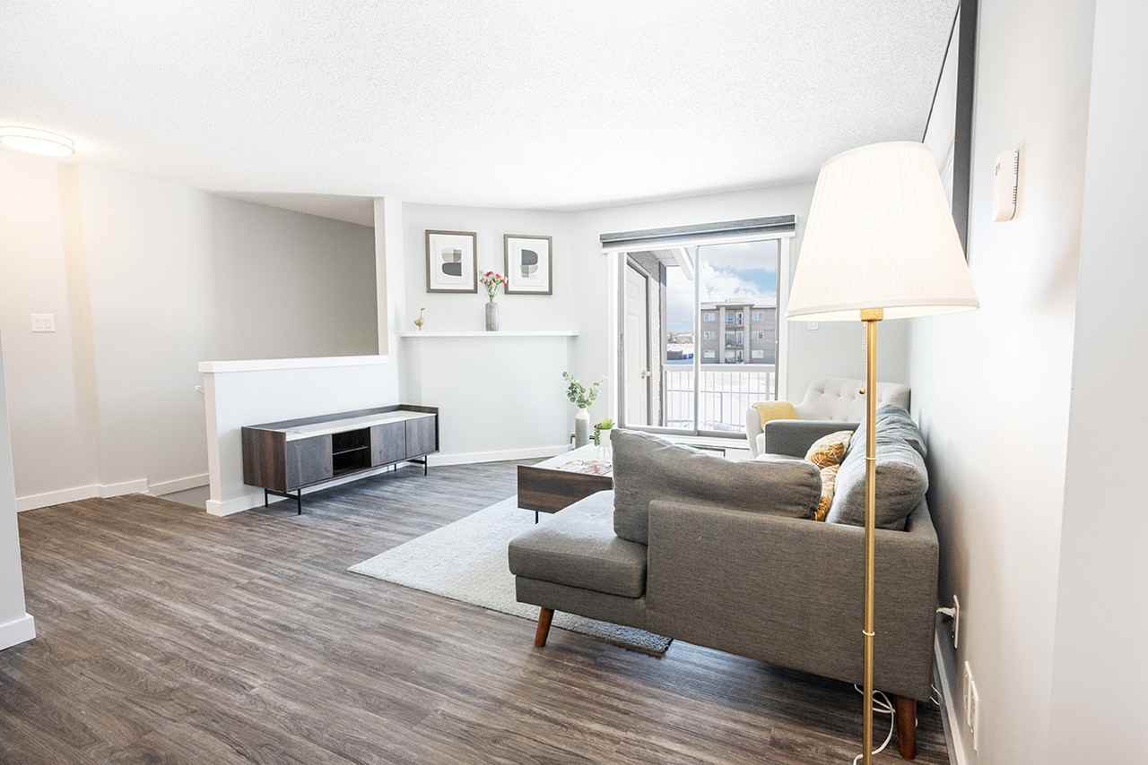 Polo Club Townhomes Apartments 812 Allegheny Dr, Winnipeg, MB R3T 5L2