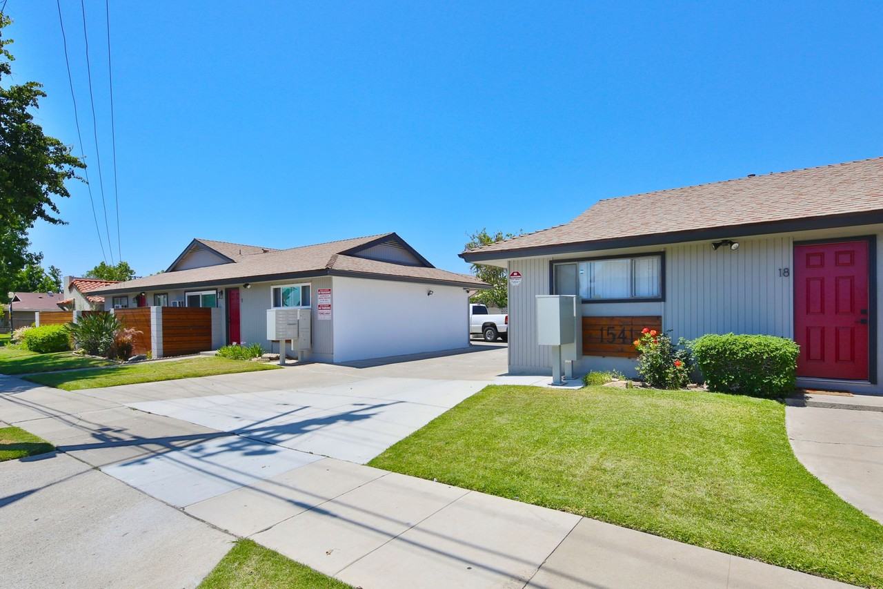 Walnut Village Apartments 1527 E Walnut Ave, Orange, CA 92867 Zumper