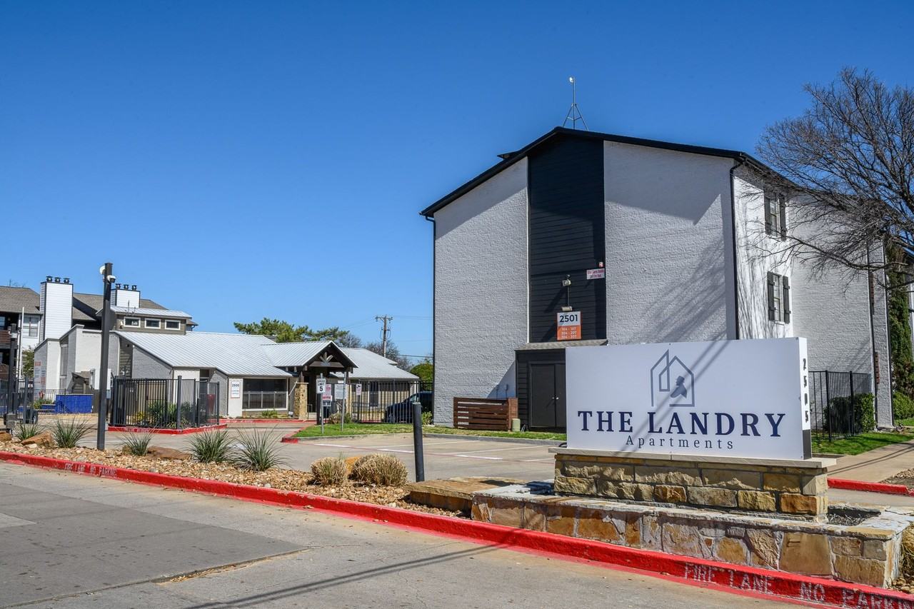 The Landry Apartments 2505 Thomason Cir, Arlington, TX 76006 Zumper