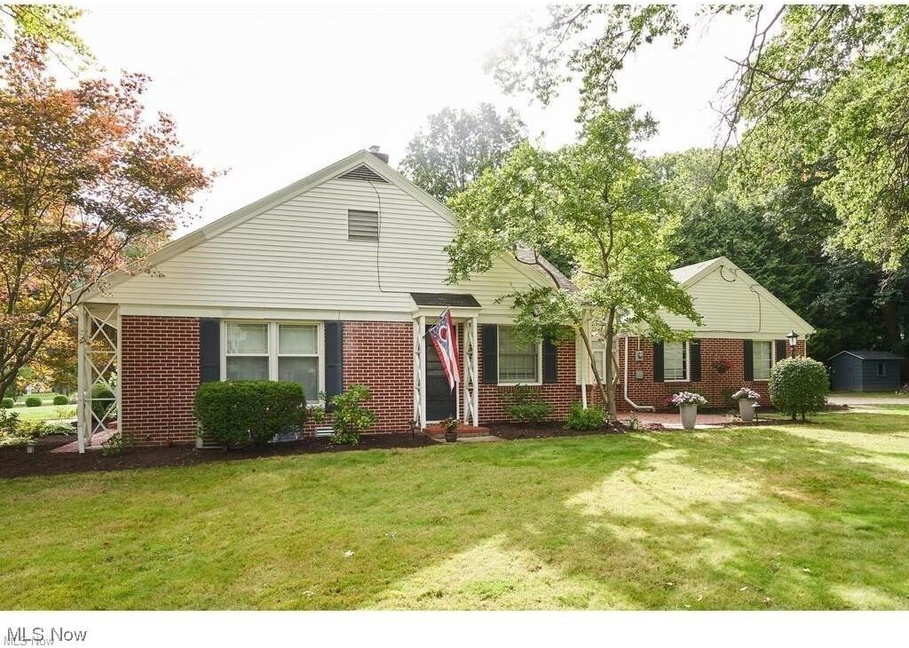 2468 Ridgewood Rd, Akron, OH 44313 2 Bedroom House for 2,200/month