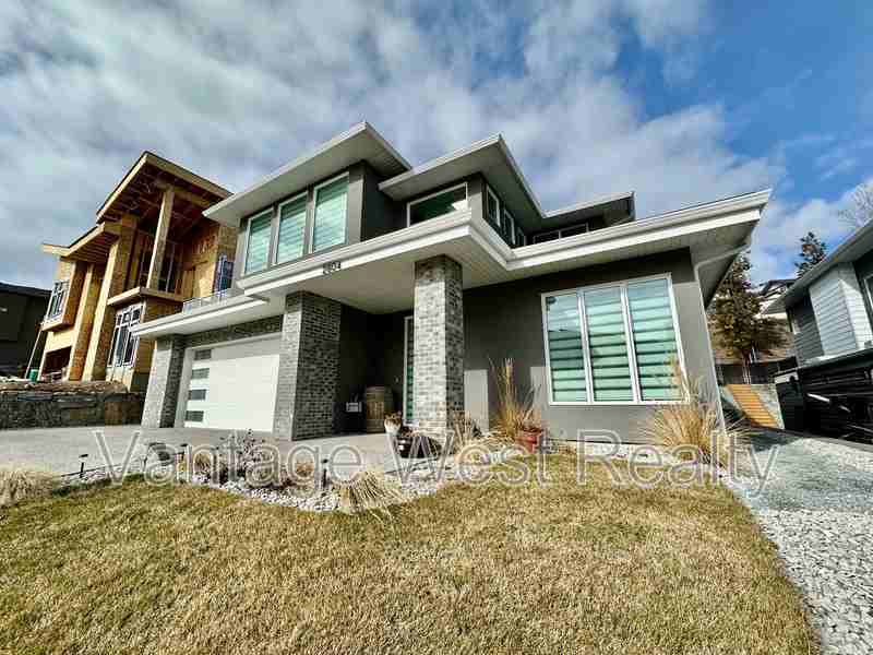 2609 Canyon Crest Lane, West Kelowna, BC V4T 0E3 1 Bedroom House for