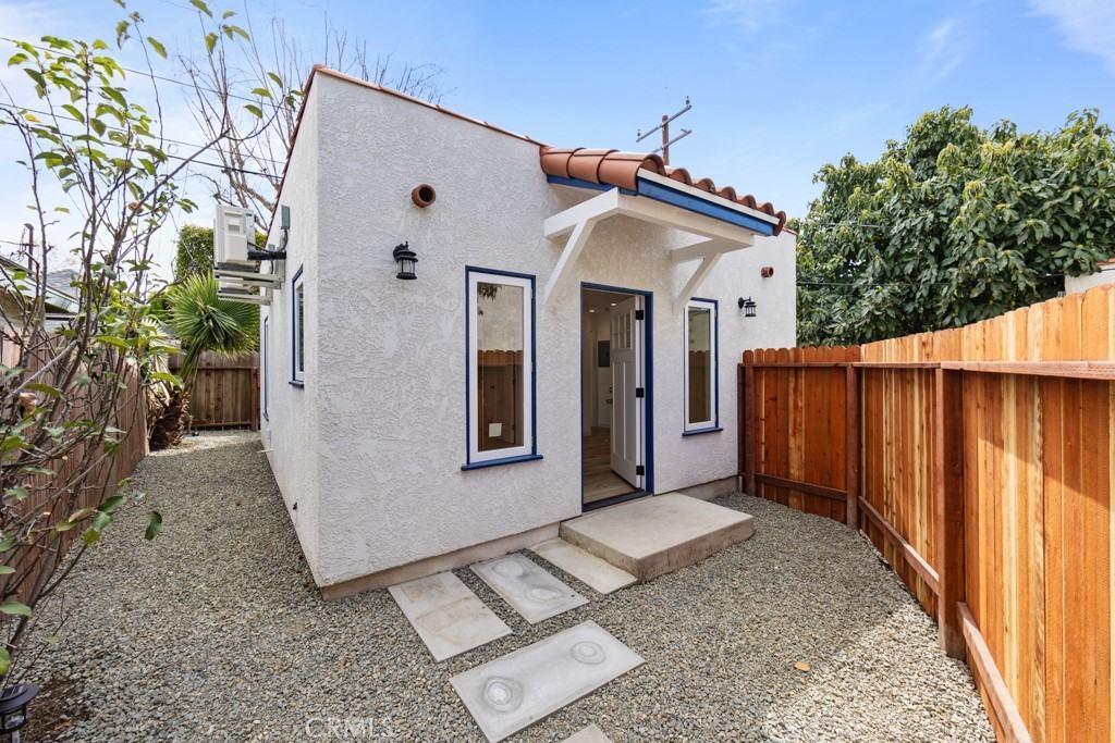 3520 Lewis Ave, Long Beach, CA 90807 1 Bedroom House for 1,950/month