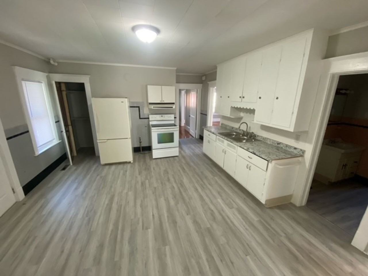 40 44 Dublin Street, Chicopee, MA 01020 2 Bedroom Apartment for