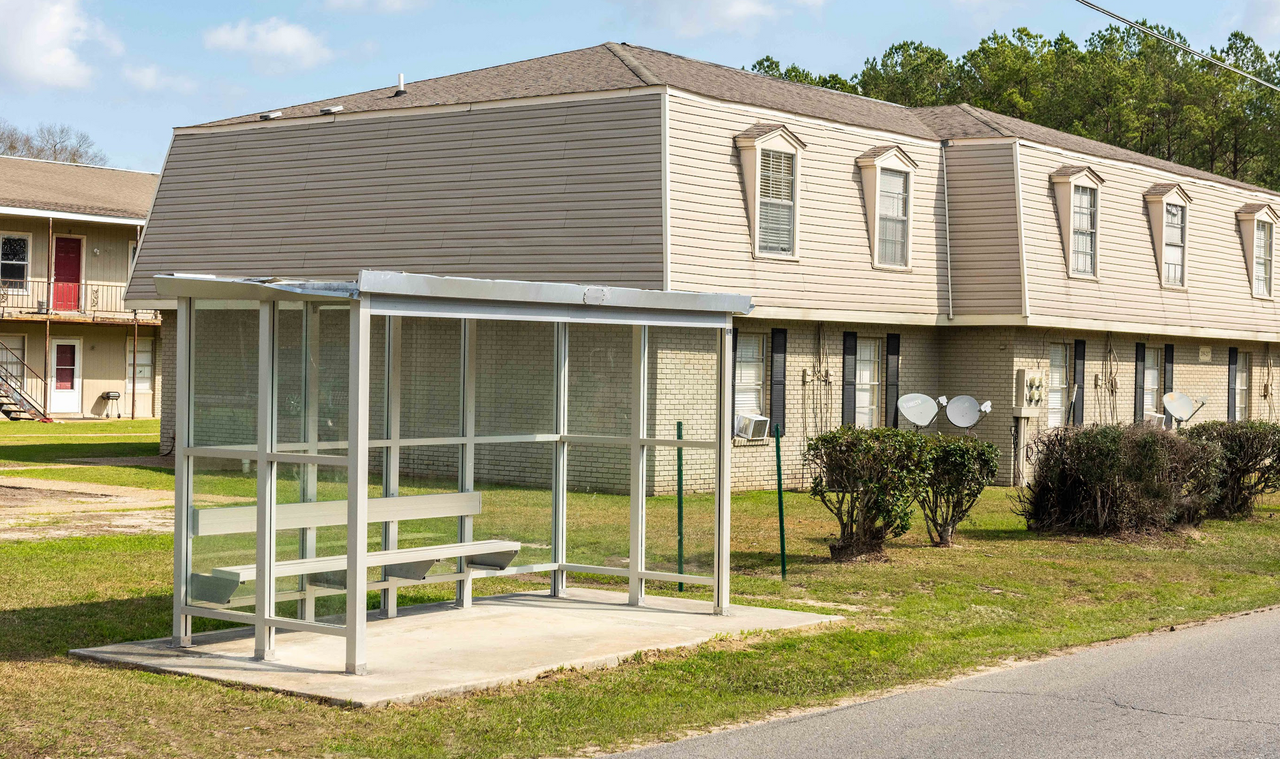 Royal Oaks Apartment Homes Apartments 22 Central School Rd