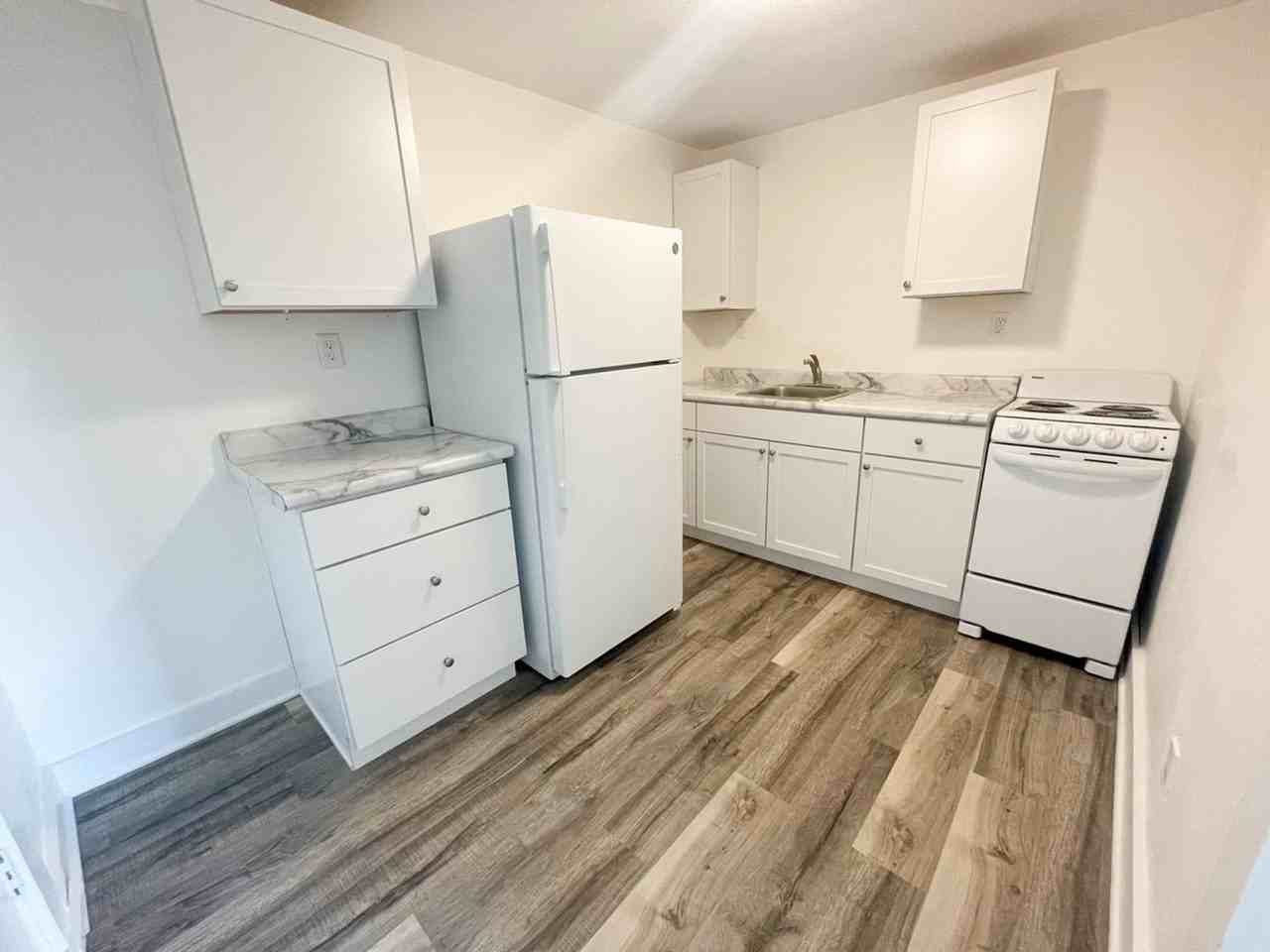 405407 Ogden Duplex & Triplex Apartments 405 (A,B) 407 (A,B,C