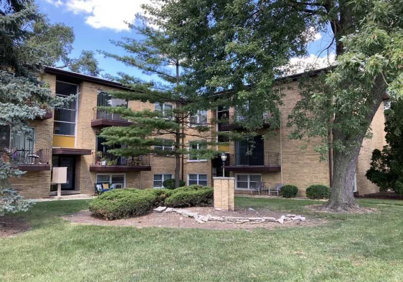 Lemont State Street Apartments 920 State Street, Lemont, IL 60439