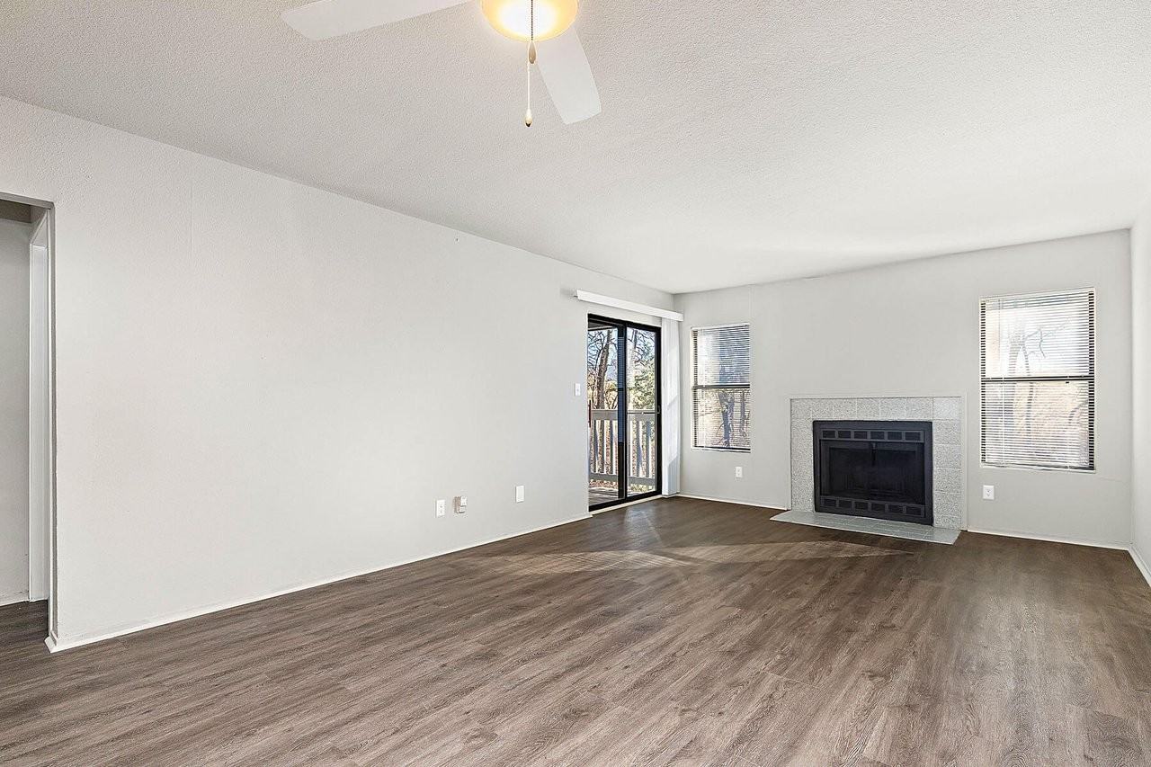 Timberlane Village Apartments 8803 Newton Ave, Kansas City, MO 64138