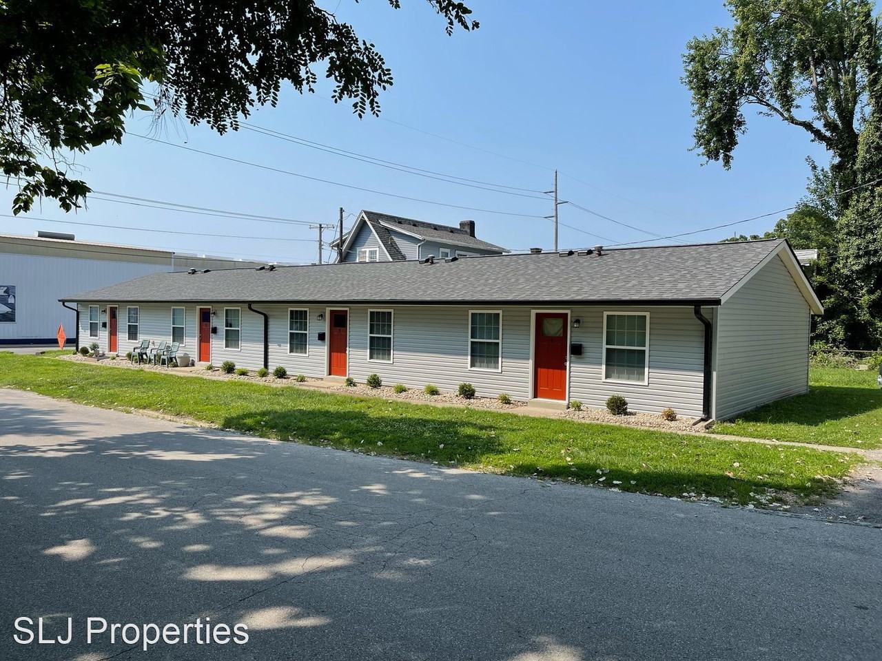 419 Meigs Apartments in Downtown Jeffersonville, Jeffersonville, IN