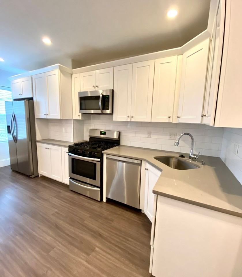 147 Cottage Apartments in Jeffries Point Airport, Boston, MA 02128