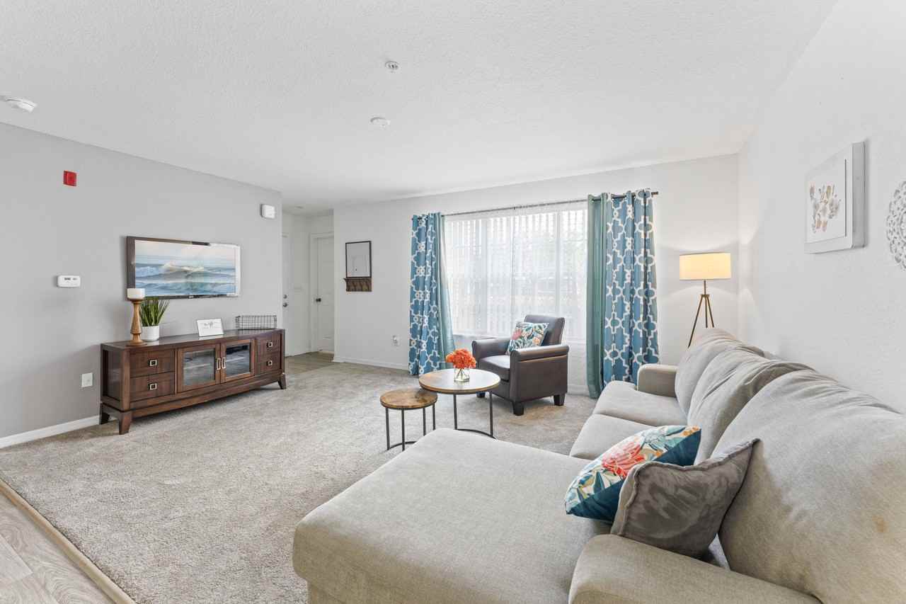 Sundance Pointe Apartments 5681 Edenfield Rd, Jacksonville, FL 32277