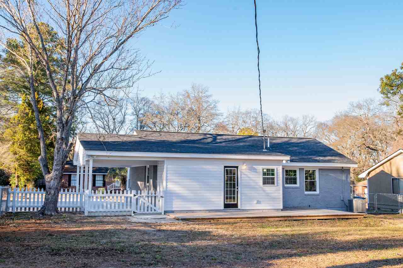2704 Elm St NA, Cayce, SC 29033 3 Bedroom House for 1,800/month Zumper