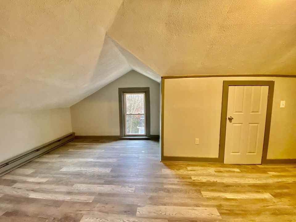 52 Laurel Hill Avenue Apartments 52 Laurel Hill Ave, Norwich, CT