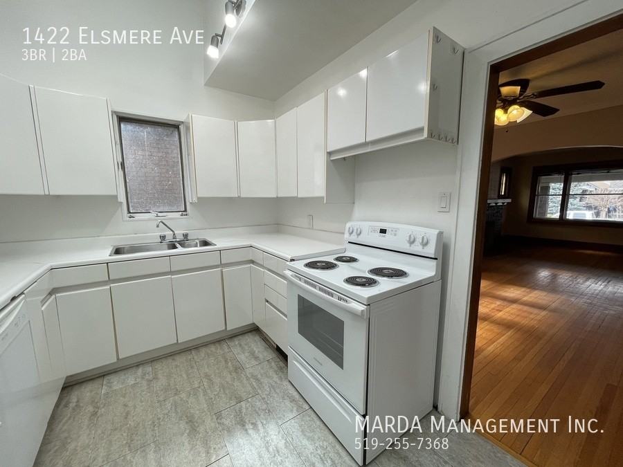 1422 Elsmere Ave, Windsor, ON N8X 4G9 3 Bedroom House for 1,999/month Zumper