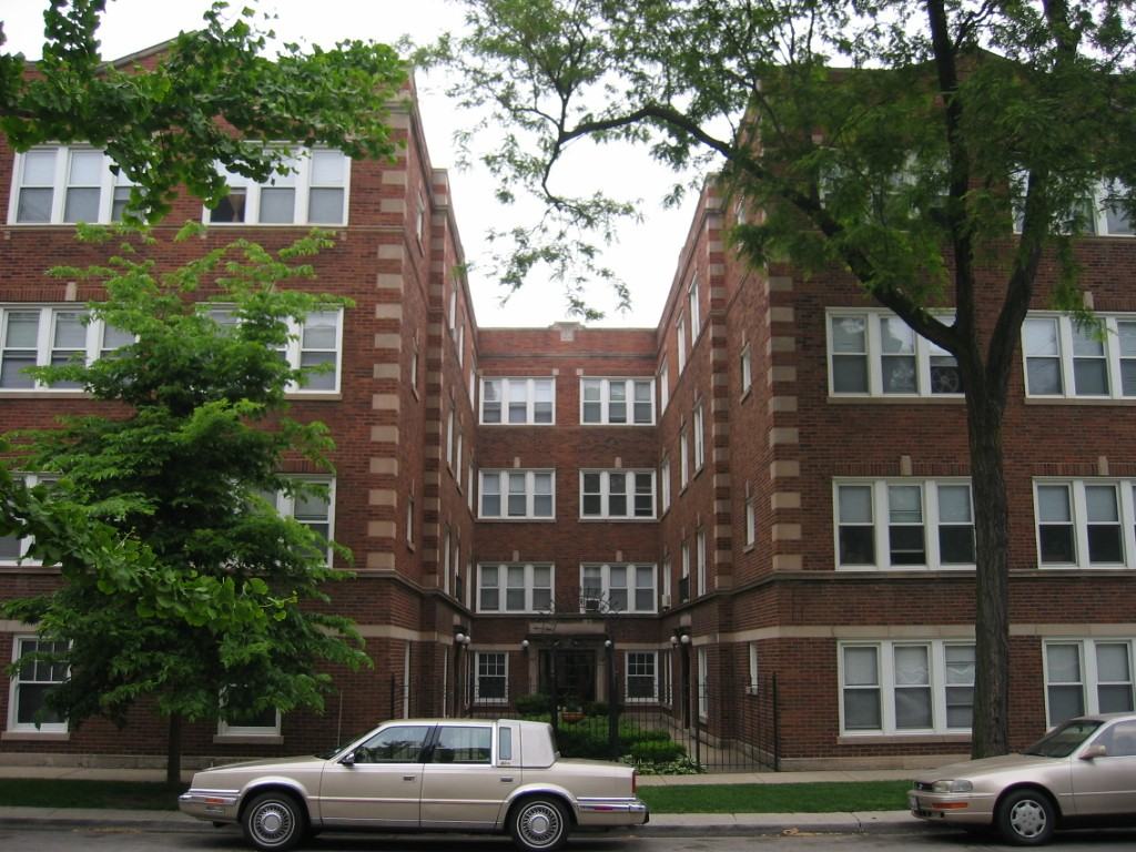 908 Lyman Ave 1B, Oak Park, IL 60304 1 Bedroom Apartment for 1,200