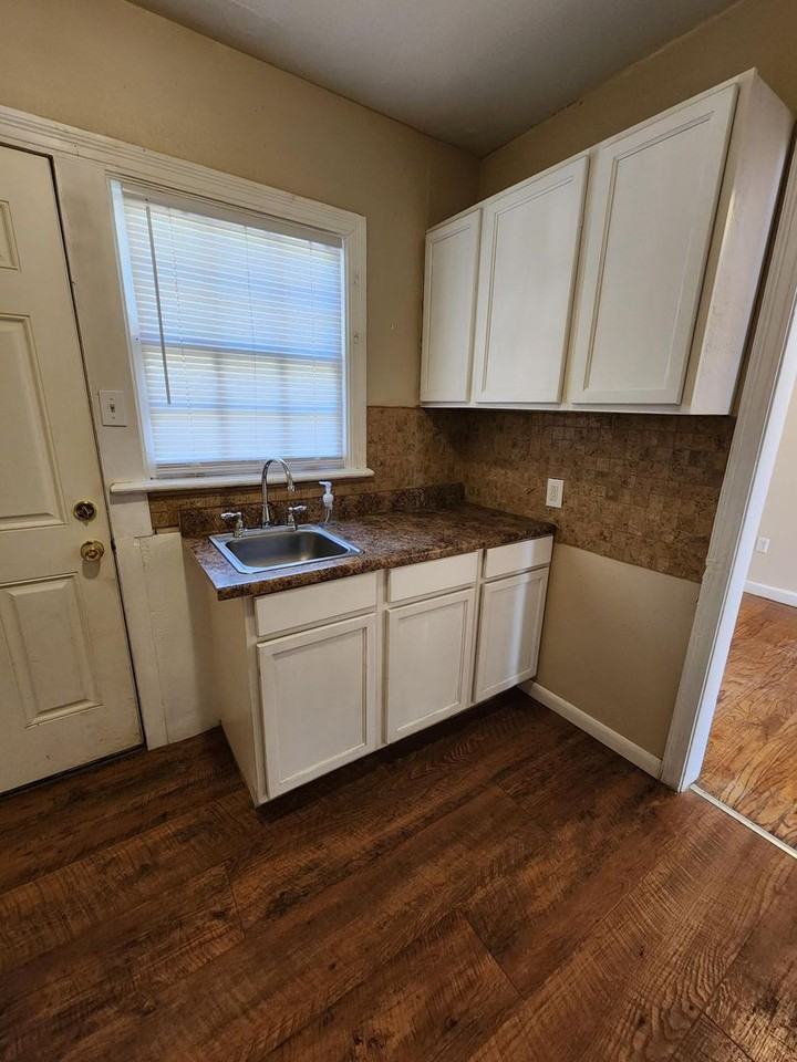 The Dax Apartments 1604 Avenue W, Lubbock, TX 79401 Zumper