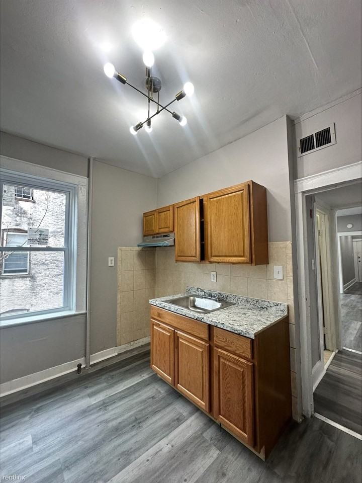 805 Broadway Apartments in North Broadway, Newark, NJ 07104 Zumper