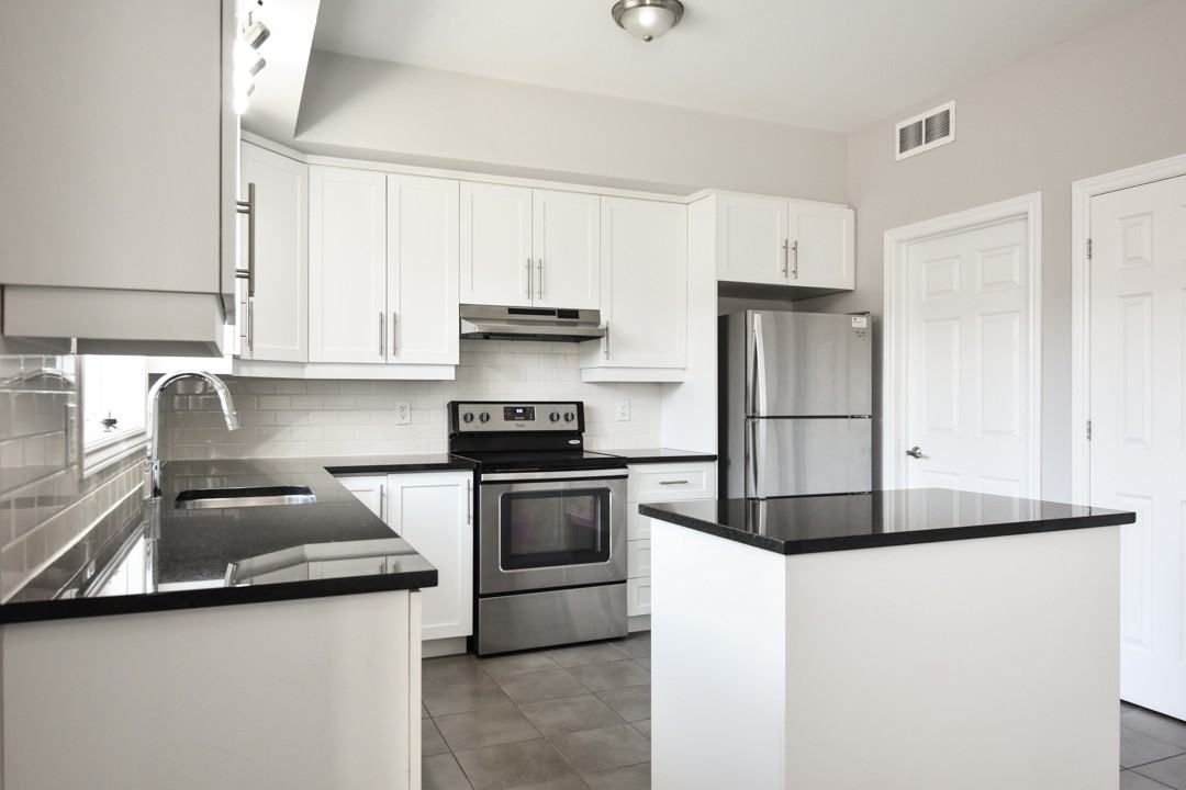 Lake Avenue by Brigil ( Carleton Place ) Apartments 320 Lake Ave E, Carleton Place, ON K7C 0G2