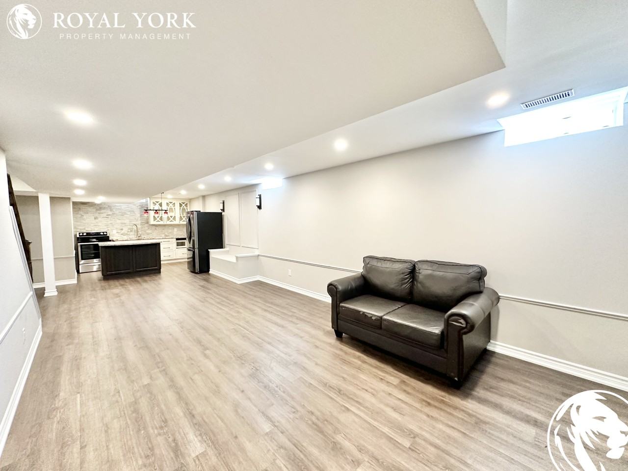 2139 Kingshill Road, Richmond Hill, Ontario L4E 4W9 Apartments 139