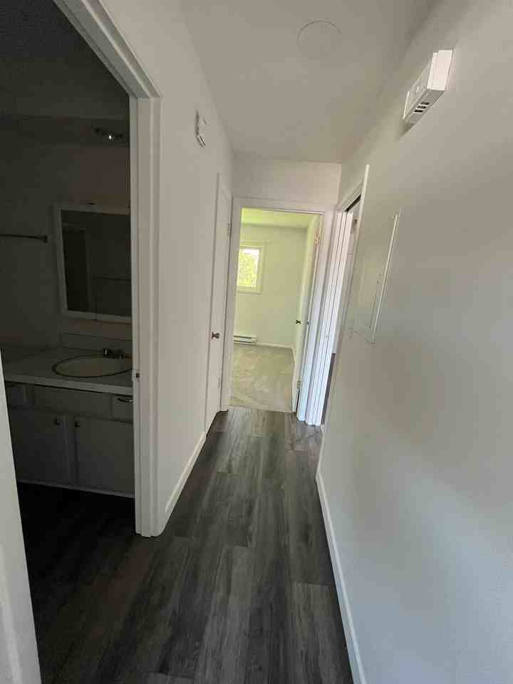 Cedar Garden Apartments 4500, 4507, 4512, 4519 Cannon Ave., Klamath