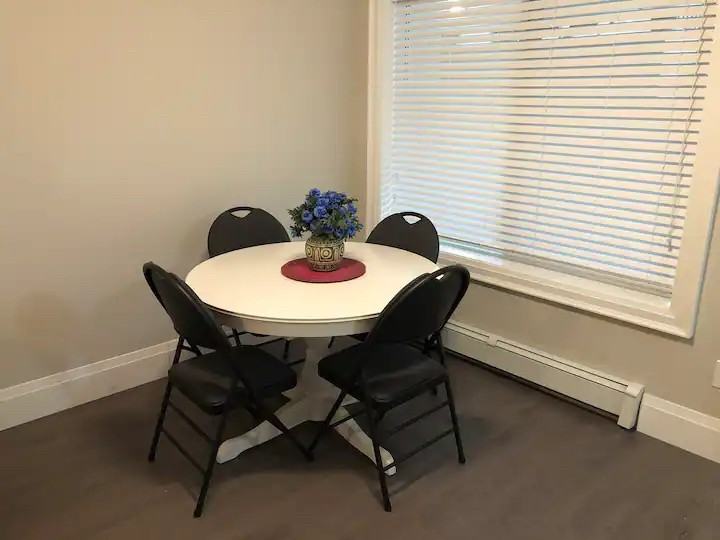 1389 Cornell Ave, Coquitlam, BC V3J 3B5 2 Bedroom Apartment for 2,580