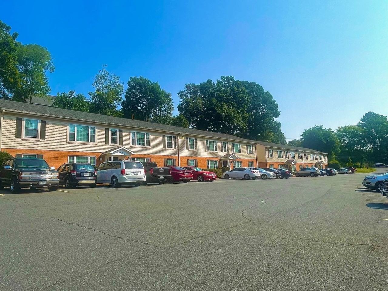 Fountain Court Apartments 900 Fountain Ct, Charlottesville, VA 22901