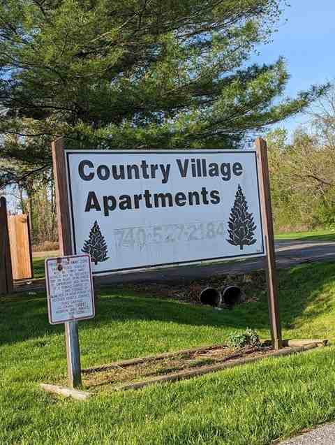 Country Village Apartments 101 Canal Rd, Hebron, OH 43025 Zumper