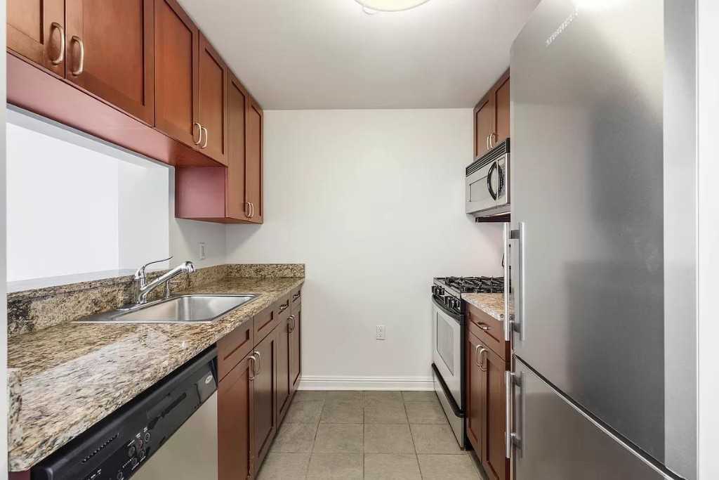 N End Ave LB1, New York, NY 10282 1 Bedroom Apartment for 3,973/month