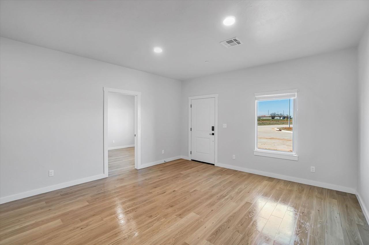 The Trails Modern Townhomes Apartments 100 Flight Line Court, Altus