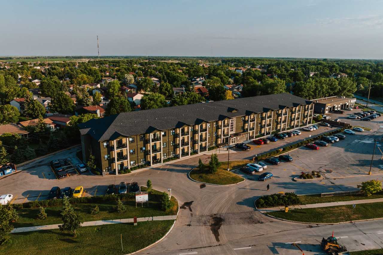 Tamarack Pointe Apartments 336 Warde Ave, Winnipeg, MB R2N 0H4 Zumper
