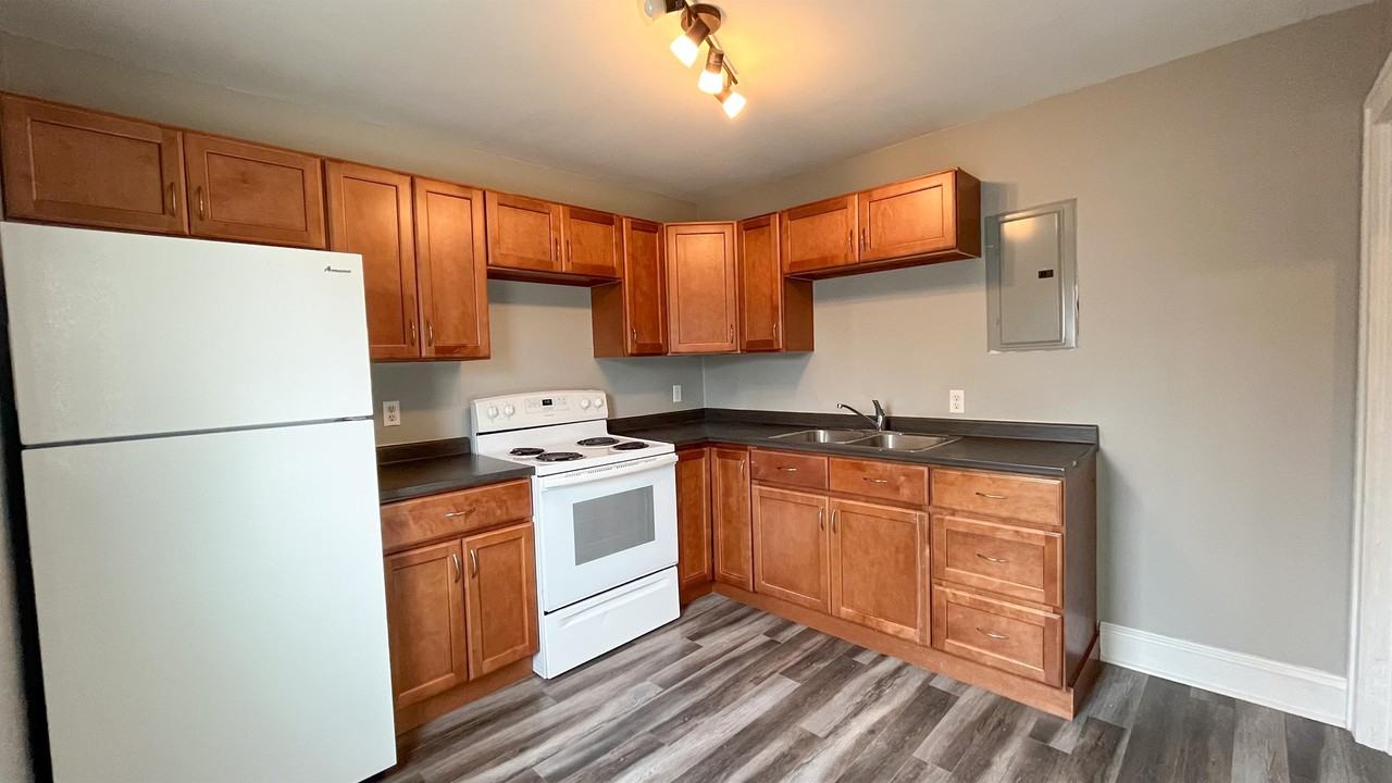 64 Spurr St 645, Moncton, NB E1C 2V3 2 Bedroom Apartment for 1,400