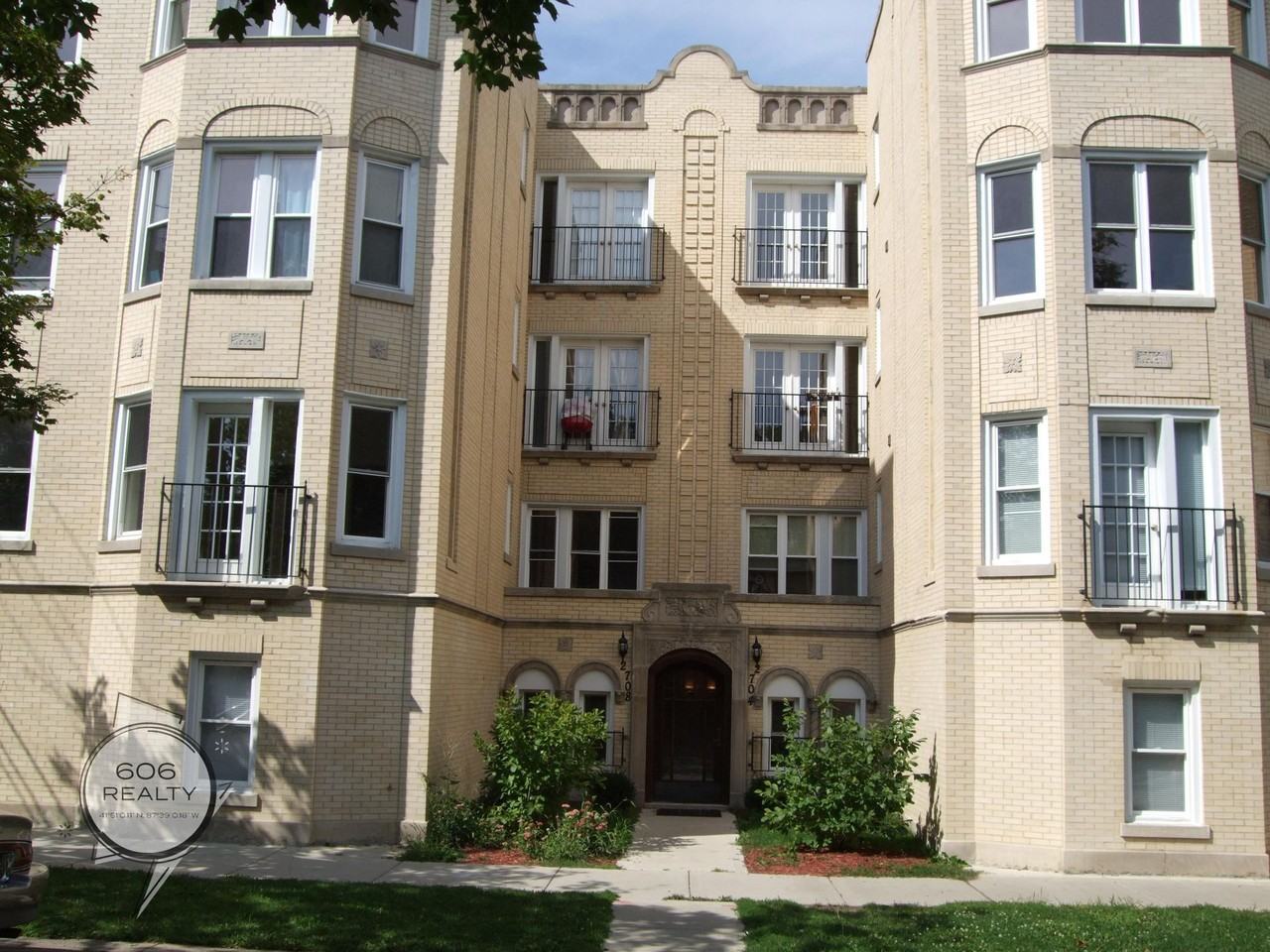West Ridge Renovated Apts! Apartments 6500 N Washtenaw Ave, Chicago