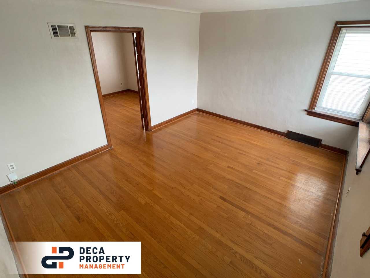 3725 Phillips Pl Apartments in Tower Grove South, St. Louis, MO 63116