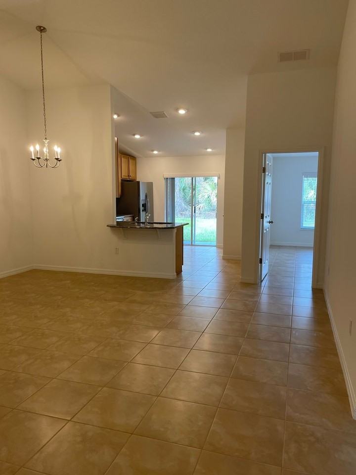 29 Slumberland Path Apartments in Seminole Woods, Palm Coast, FL 32164