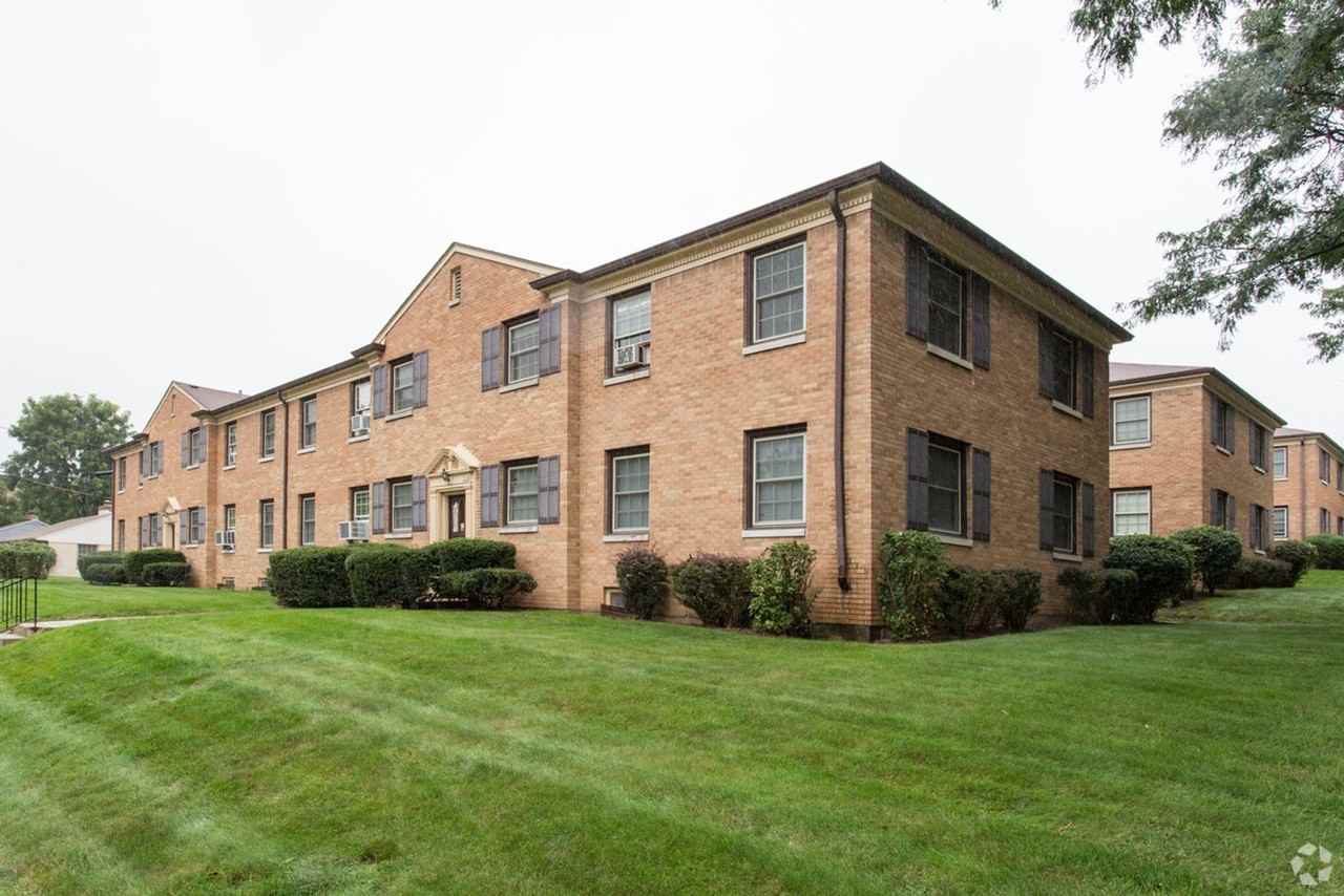 Longfellow Gardens Apartment Homes Apartments 7734 W North Ave