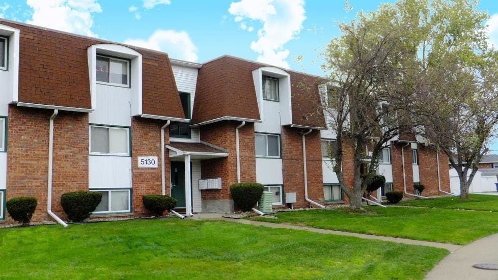 Southwyck Place Apartments 2200 Foxbourne Rd, Toledo, OH 43614 Zumper