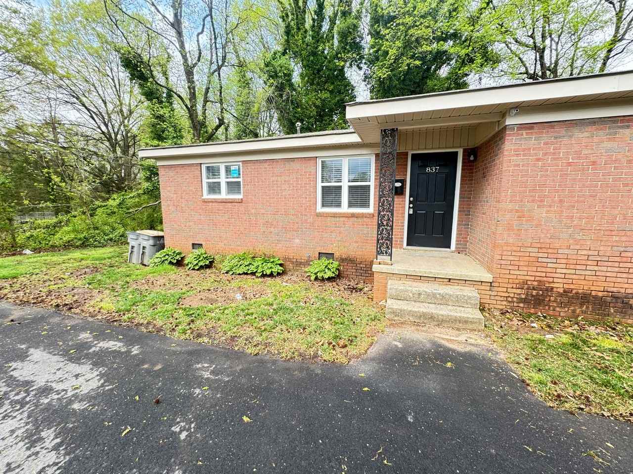 Duplexes Apartments 1404 Oakwood Ave, Kannapolis, NC 28081 Zumper