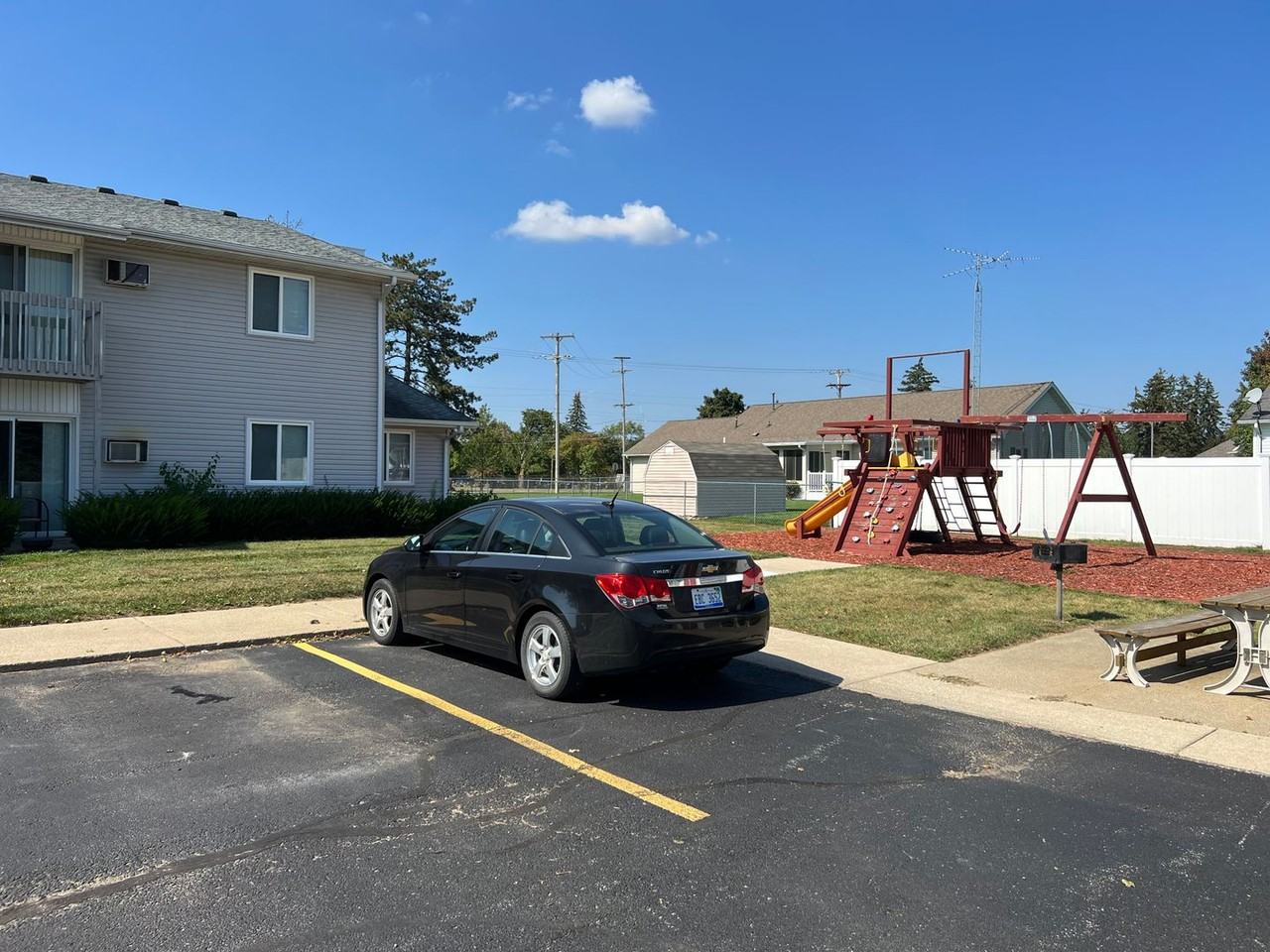 Brookfield Apartments 415 Wayne St, Bronson, MI 49028 Zumper