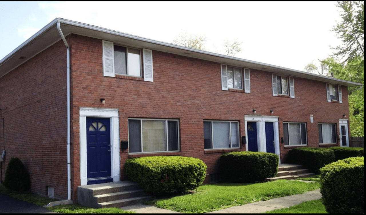 2 Bedroom One level Apartments 1699 Lonsdale Rd, Columbus, OH 43232