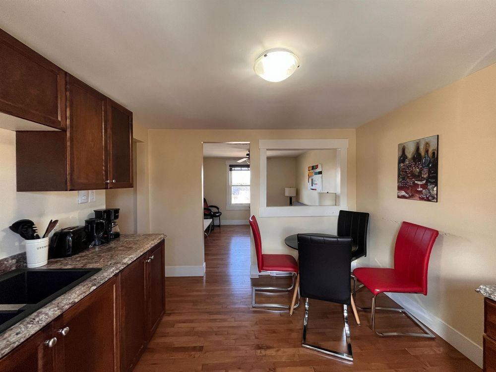 26 Connaught Ave, Moncton, NB E1C 3N5 1 Bedroom Apartment for 1,350