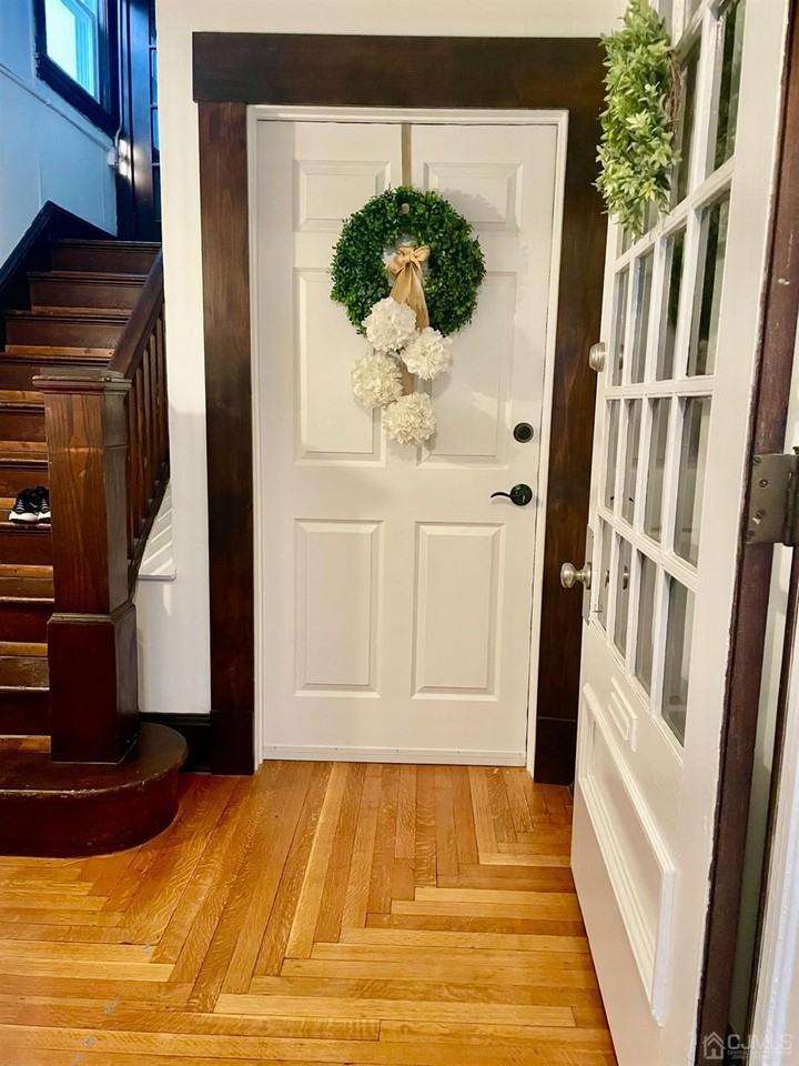 20 William St 1, Metuchen, NJ 08840 2 Bedroom Apartment for 2,950