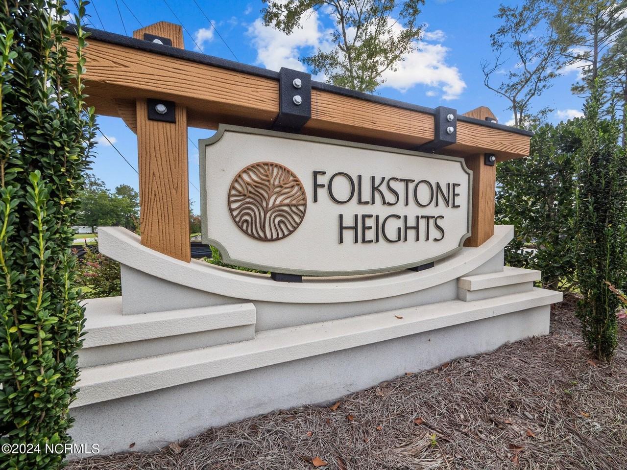 525 Birdsong Dr, Holly Ridge, NC 28445 3 Bedroom House for 2,200/month