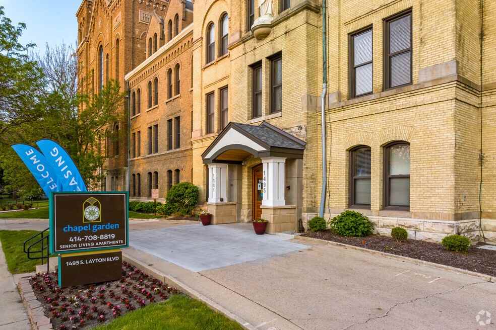 Maria Linden & Chapel Garden Senior Apts Apartments 2735 West