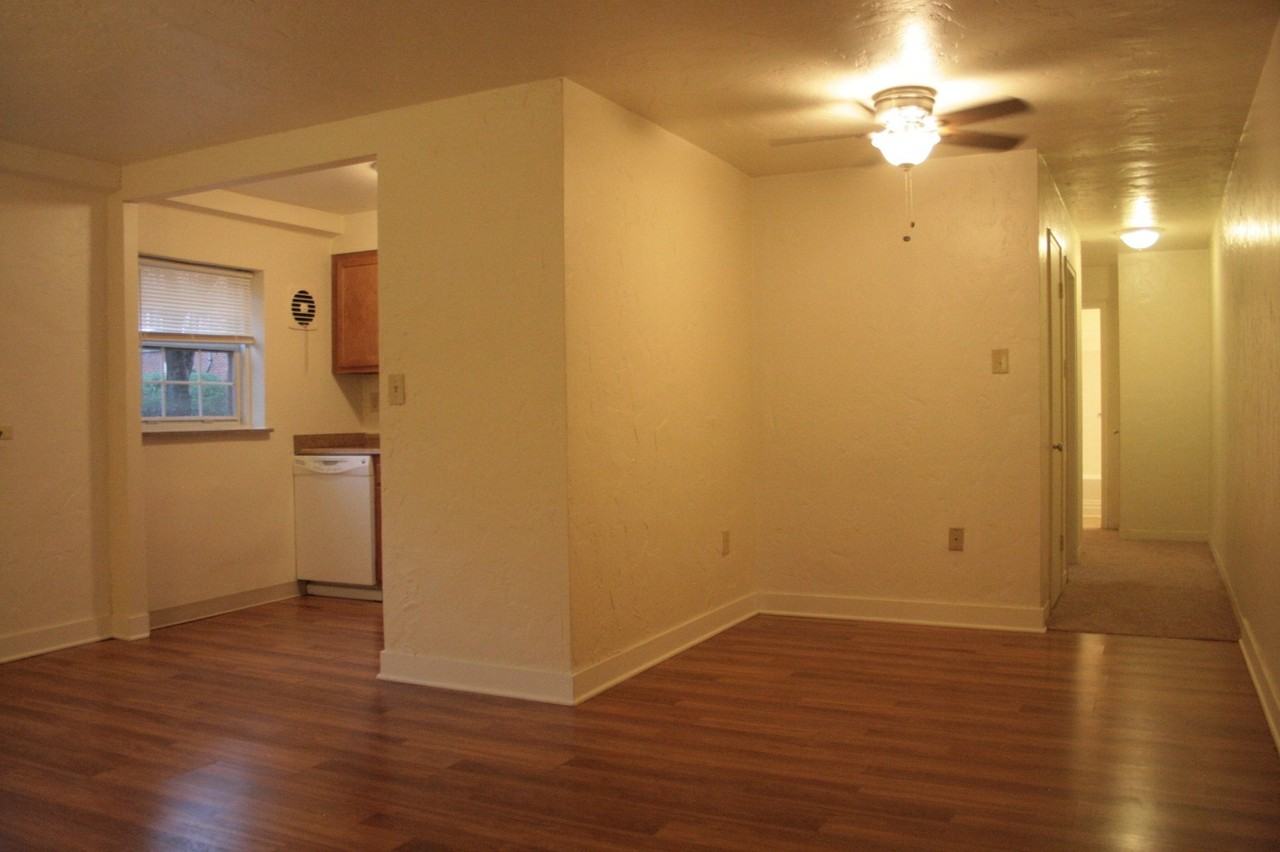 SEW 826 (D) Apartments 826 Ohio River Blvd, Sewickley, PA 15143 Zumper