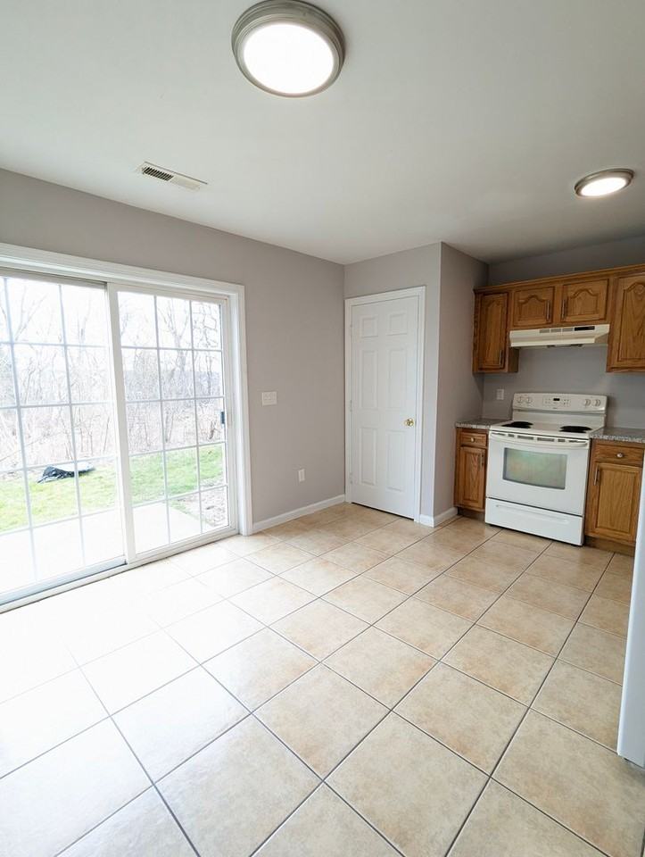 150 Mohican Avenue Apartments 150 Mohican Ave, Waterbury, CT 06708