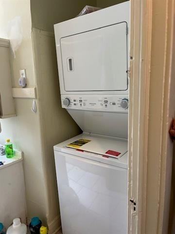 2821 Palmer Ave UPPER, New Orleans, LA 70118 4 Bedroom Apartment for