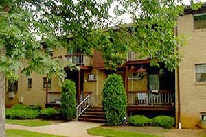 Edison and Blueberry Village Apartments 2674 Wildberry Ct, Edison, NJ