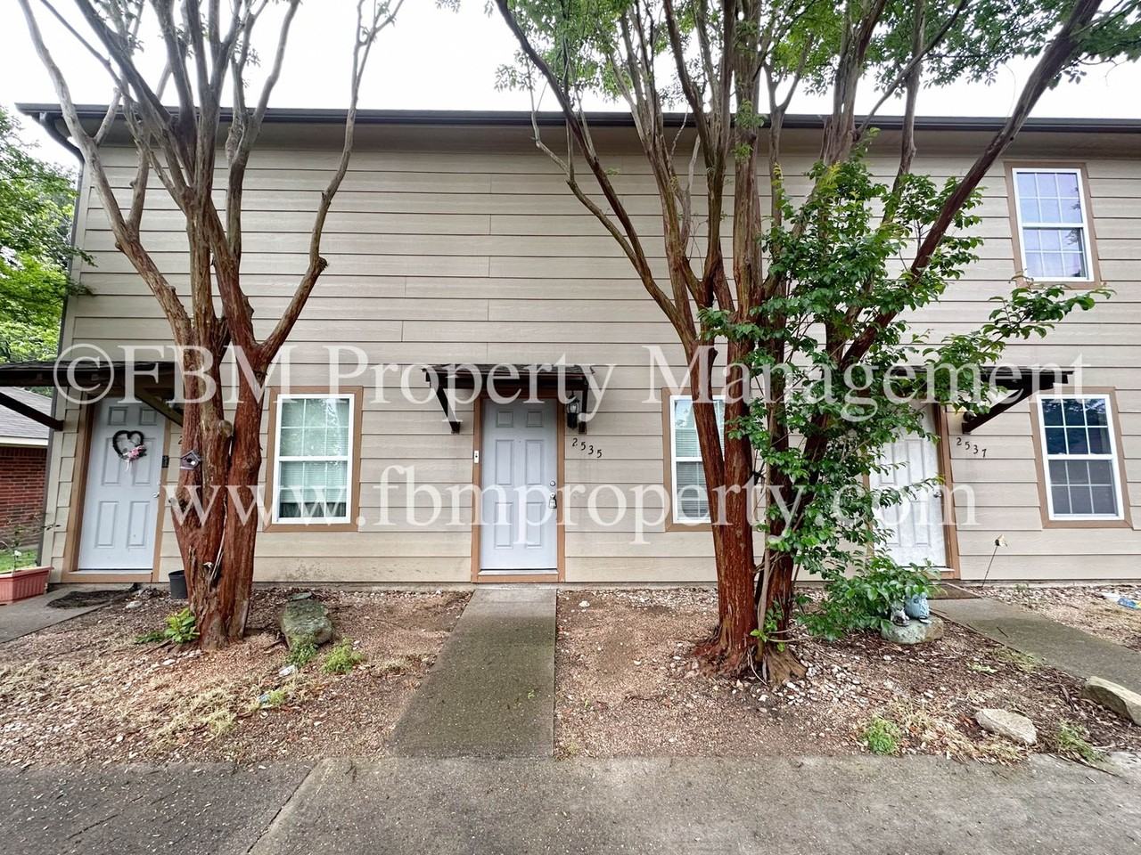 Sycamore 2533 2533 2547 Sycamore Avenue, Corsicana, TX 75110