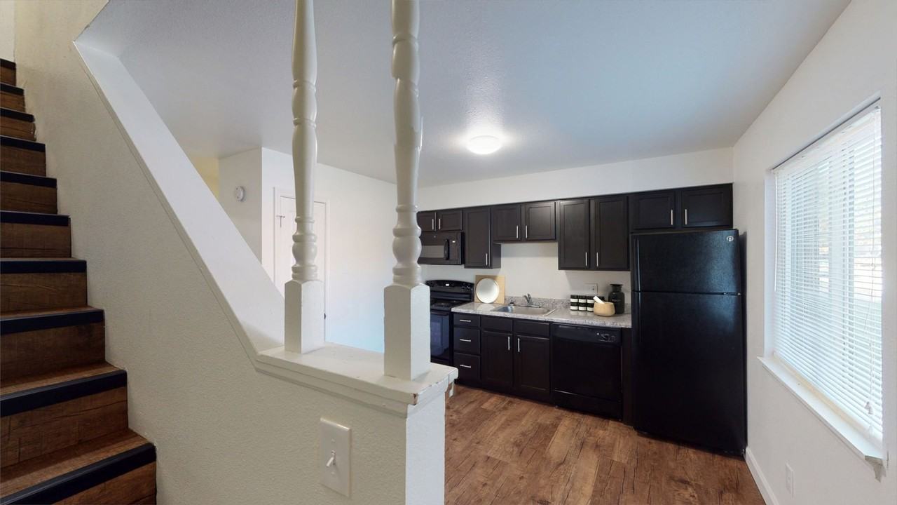 Metro Apartments at Wood River 543 Charles Ave, Wood River, IL 62095